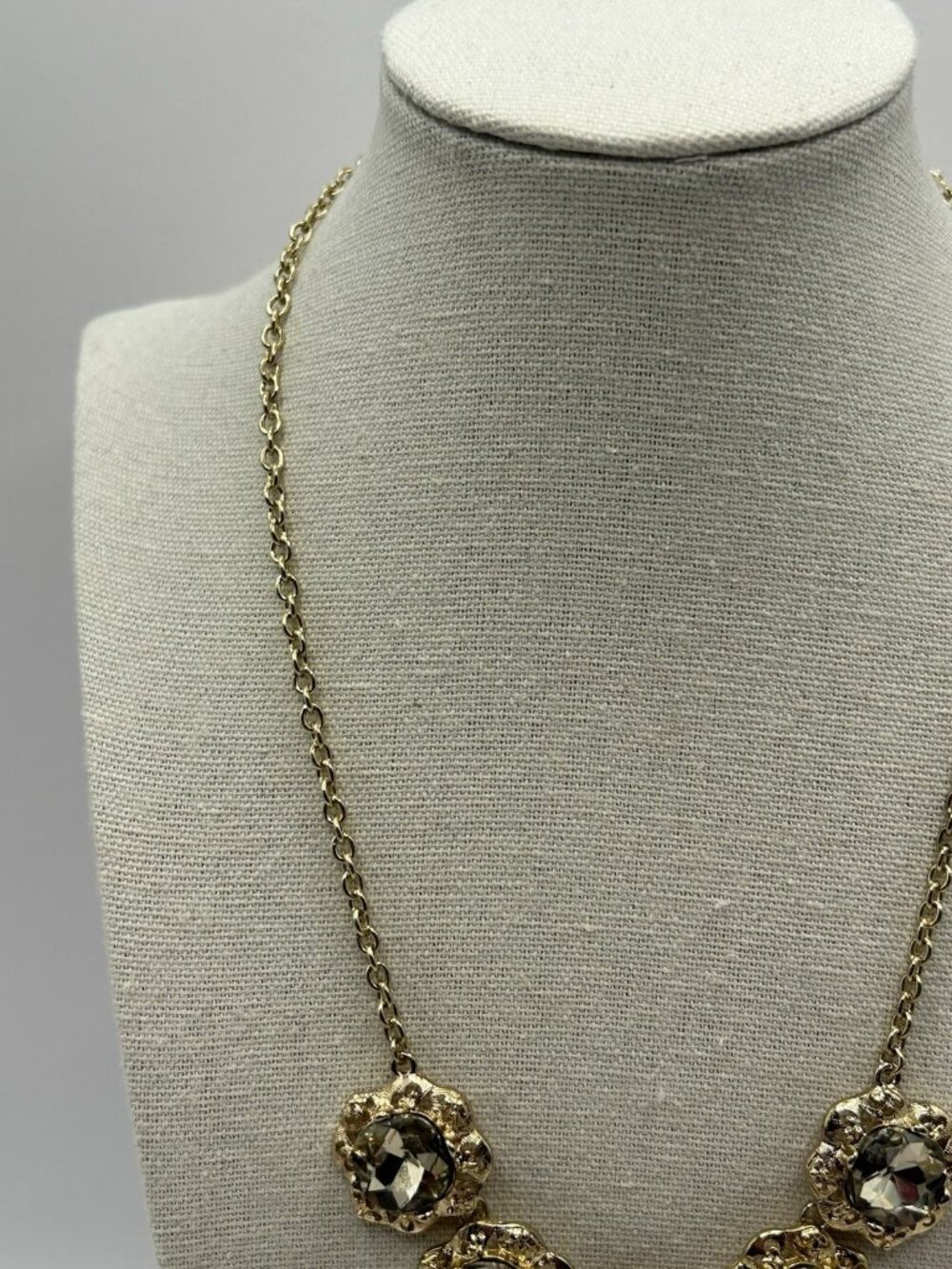 Marlyn Schiff Gold Tone Necklace Rhinestones Statement Jewelry Christmas Holiday - Picture 3 of 11